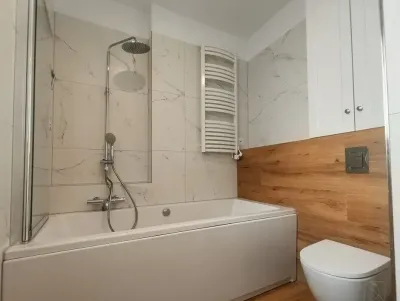 Trzypokojowy apartament z ogrodem – Wilanów, Wiertnicza 1 - miniatura 9