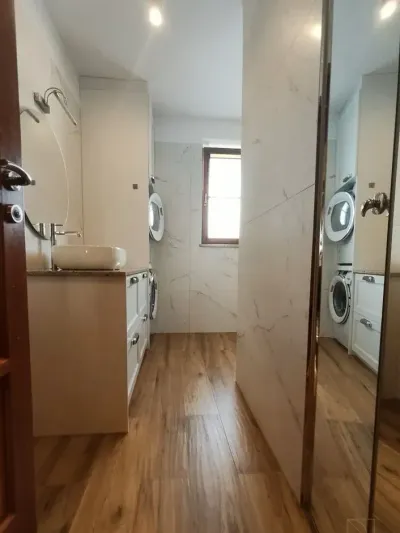 Trzypokojowy apartament z ogrodem – Wilanów, Wiertnicza 1 - miniatura 8