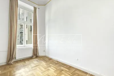 Przestrzeń biurowa 90 m² przy ul. Chmielnej w Warszawie - miniatura 5