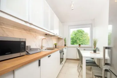 Pokój dwuosobowy 10 m² w 4-pokojowym mieszkaniu przy ul. Fiszera, Gdańsk - miniatura 8