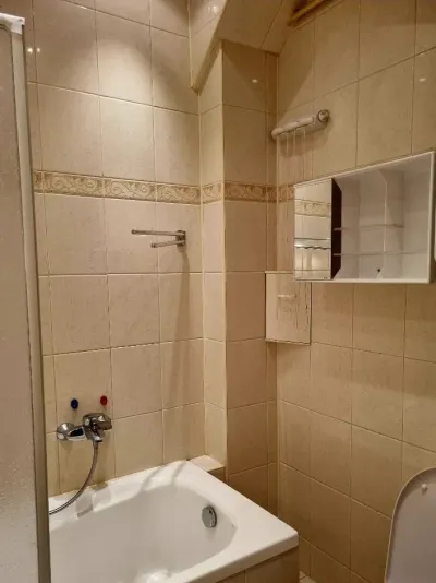 Dwupokojowe mieszkanie 51 m² na ul. Augustyna Necla w Gdyni - miniatura 4