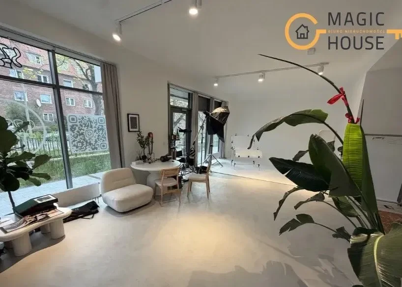 Narożny lokal handlowy 72 m² przy Powstańców Warszawskich w Gdańsku - zdjęcie 1