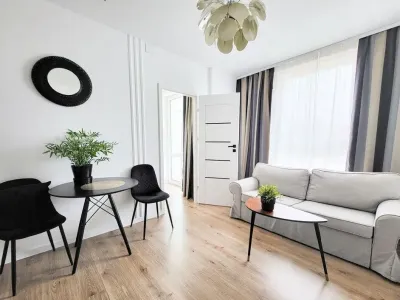 Studio 35 m² z balkonem i siłownią, ul. Wiktoryn, Warszawa - miniatura 3