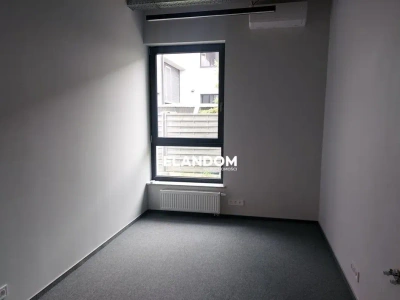 Nowa przestrzeń biurowa 46 m² na parterze w Michalinie - miniatura 3