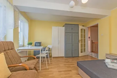 Pokój 3-osobowy na wynajem, Pogórze, ul. Kasprowicza, wszystko w cenie - miniatura 2