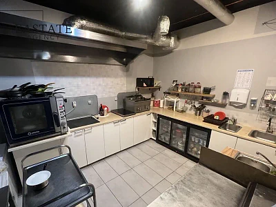 Lokal gastronomiczny z witryną w Piecki-Migowo, Gdańsk - miniatura 4