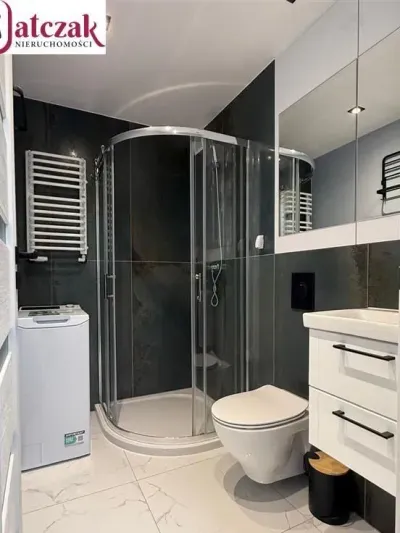 Studio 28 m² po remoncie, Przymorze, ul. Beniowskiego, balkon - miniatura 8