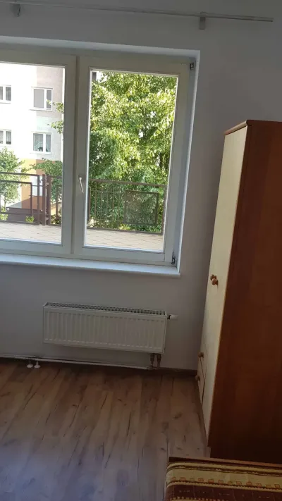Pokój jednoosobowy do wynajęcia przy ul. Jeleniogórskiej 8 w Gdańsku - miniatura 4