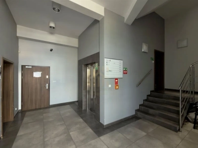 Lokal magazynowo-biurowy 300 m² do wynajęcia – Gdańsk Letnica, Narwicka - miniatura 3