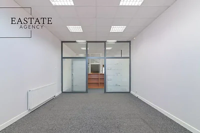 Lokal biurowy 252 m² w Gdyni Chyloni przy ul. Hutniczej z parkingiem - miniatura 6