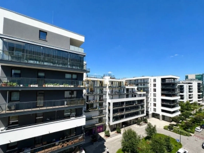 Dwupokojowe mieszkanie 43 m² z balkonem i klimatyzacją, Cybernetyki - miniatura 9