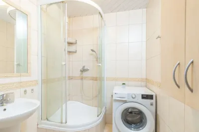 Pokój dwuosobowy 10 m² przy ul. Olsztyńskiej w Gdańsku - miniatura 6