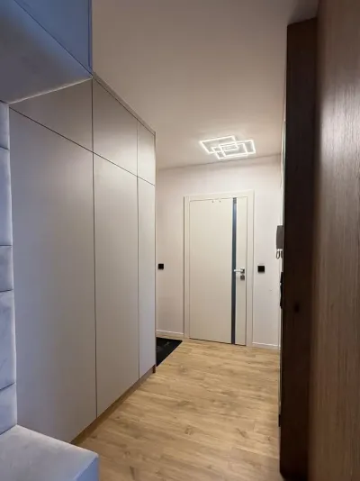 Dwupokojowe mieszkanie 40 m² do wynajęcia – Gdańsk Południe, ul. Niepołomicka - miniatura 5