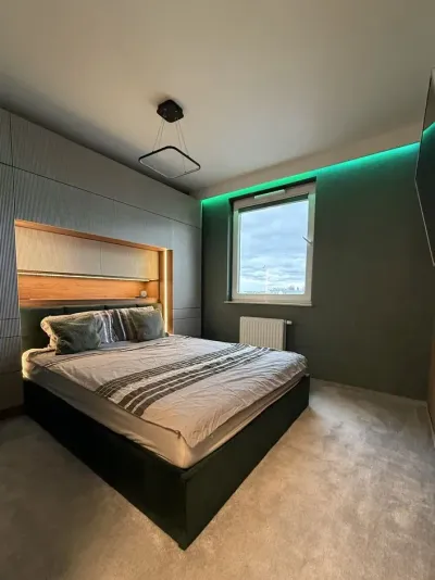 Dwupokojowe mieszkanie 40 m² do wynajęcia – Gdańsk Południe, ul. Niepołomicka - miniatura 2