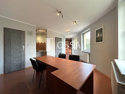 Lokal usługowo-biurowy 35 m² w centrum Pruszcza Gdańskiego - miniatura 2