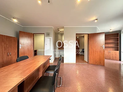Lokal usługowo-biurowy 35 m² w centrum Pruszcza Gdańskiego - miniatura 1