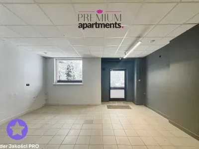 Lokal usługowo-handlowy 100 m2, 2 poziomy, witryna — Gdynia Dąbrowa - miniatura 4