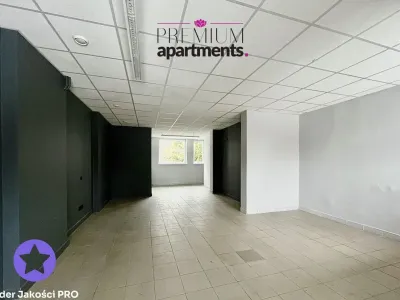 Lokal usługowo-handlowy 100 m2, 2 poziomy, witryna — Gdynia Dąbrowa - miniatura 9