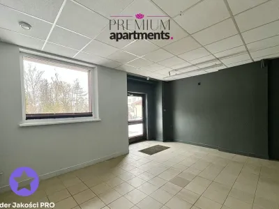 Lokal usługowo-handlowy 100 m2, 2 poziomy, witryna — Gdynia Dąbrowa - miniatura 3