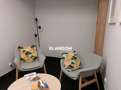 Lokal użytkowy 24 m² w centrum Józefowa, parking - miniatura 5