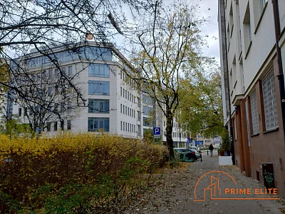 Biuro 74 m² do wynajęcia przy Topiel, Warszawa Śródmieście - miniatura 1