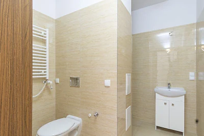 Dwupokojowy apartament 77 m² przy ul. Świętojańskiej w Gdyni - miniatura 6