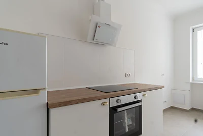 Dwupokojowy apartament 77 m² przy ul. Świętojańskiej w Gdyni - miniatura 3
