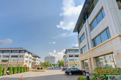 Biuro 182 m2 z panoramicznym widokiem – Warszawa Włochy, ul. 1 Sierpnia - miniatura 4
