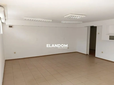 Lokal handlowy 62 m² na wynajem – Józefów, ul. Długa - miniatura 1