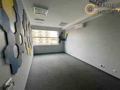 Nowoczesna przestrzeń biurowa 195 m² przy Olivia Business Centre, Gdańsk - miniatura 8