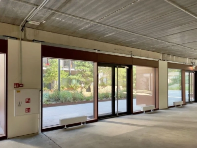 Lokal biurowy 220 m² na parterze przy marinie w Gdyni - miniatura 2