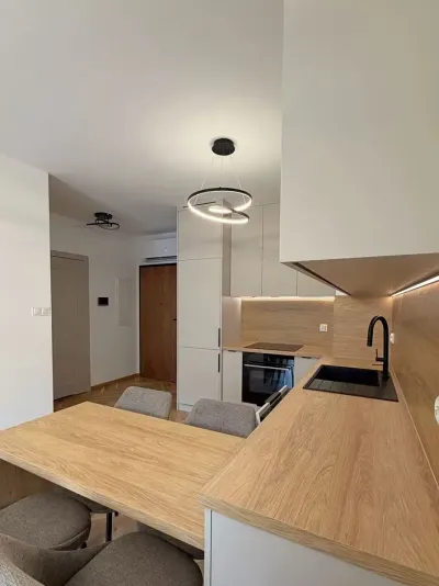 Dwupokojowy apartament w Gdyni z balkonem, parkingiem i siłownią - miniatura 5