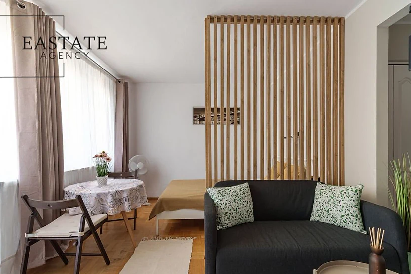 Kawalerka 26 m² przy Rondzie ONZ, balkon, parking, Warszawa - zdjęcie 1