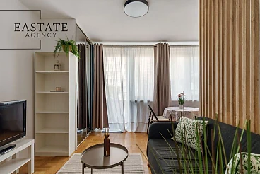Kawalerka 26 m² przy Rondzie ONZ, balkon, parking, Warszawa - miniatura 3