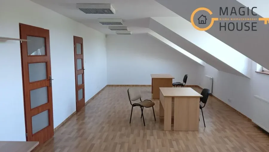 Lokal biurowo-usługowy 120 m², Grunwaldzka, Pruszcz Gdański, parking w cenie - zdjęcie 1