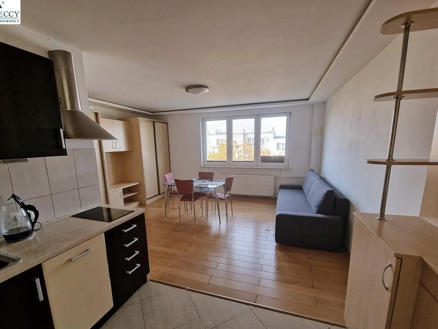 Studio 30 m² na wynajem – Gdynia Redłowo, blisko plaży - zdjęcie 1