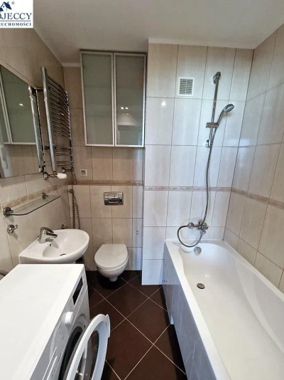 Studio 30 m² na wynajem – Gdynia Redłowo, blisko plaży - miniatura 7