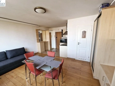 Studio 30 m² na wynajem – Gdynia Redłowo, blisko plaży - miniatura 4