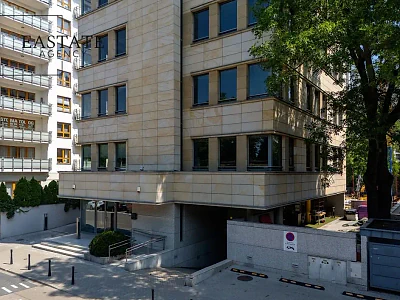 Warszawa Służew – lokal gastronomiczny 913 m² z parkingiem i witrynami - miniatura 4