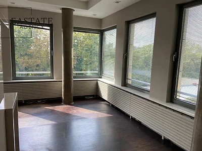 Warszawa Służew – lokal gastronomiczny 913 m² z parkingiem i witrynami - miniatura 9