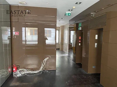 Warszawa Służew – lokal gastronomiczny 913 m² z parkingiem i witrynami - miniatura 7