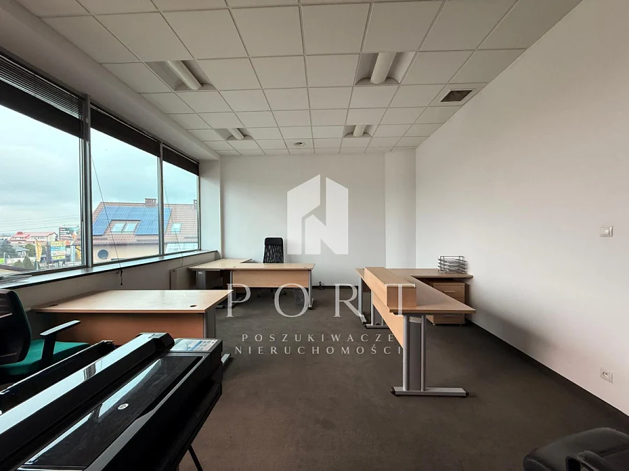 Lokal biurowy 60 m² w Rumi przy Grunwaldzkiej i DK6 - zdjęcie 1
