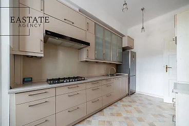 Biuro 154,9 m² przy ul. Grochowskiej na Kamionku, Warszawa - miniatura 9