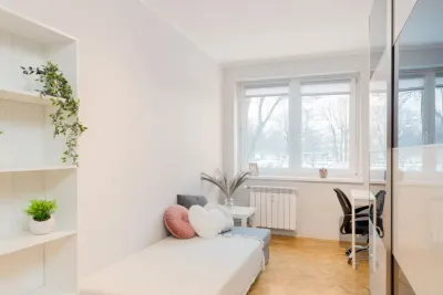 Pokój jednoosobowy 10 m² przy ul. Jana Pawła II w Gdańsku - miniatura 1