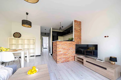 Dwupokojowe mieszkanie przy ul. Smolnej w Poznaniu, balkon i garaż - miniatura 7