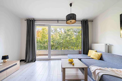 Dwupokojowe mieszkanie przy ul. Smolnej w Poznaniu, balkon i garaż - miniatura 9