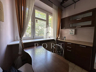 Lokal usługowy 94 m² na wynajem – Świętojańska, Gdynia - miniatura 10