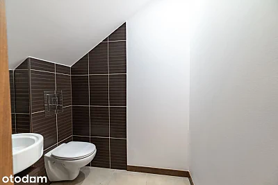 Stanowisko manicure do wynajęcia – Gdynia, Działki Leśne, ul. Wybickiego - miniatura 5