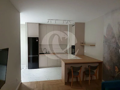 Mieszkanie 60 m² z balkonem blisko metra – Bródno, Warszawa - miniatura 3