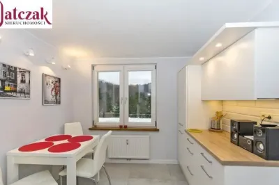 3-pokojowy apartament po remoncie z windą, ul. Michałowskiego, Gdańsk - miniatura 2